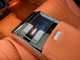 Mercedes-Benz S-Class 2022 S 450 L 4MATIC interior photo 14 Mercedes-Benz S-Class 2022 S 450 L 4MATIC interior photo 14
