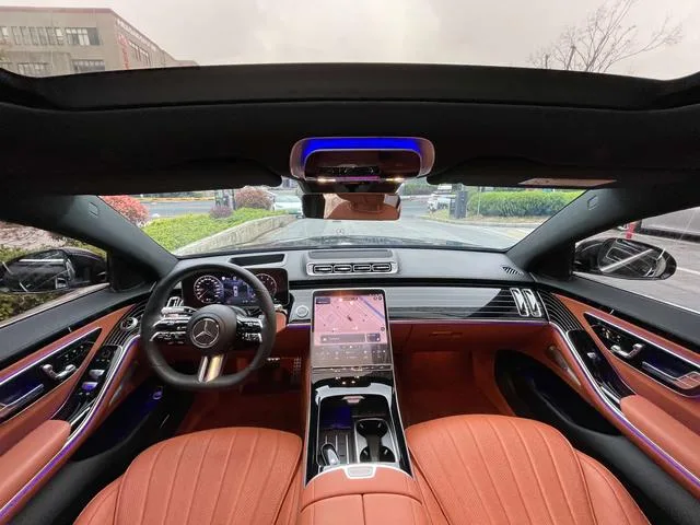Mercedes-Benz S-Class 2022 S 450 L 4MATIC interior photo 17 Mercedes-Benz S-Class 2022 S 450 L 4MATIC interior photo 17