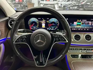 Mercedes-Benz E-Class 2021 E 300 L Luxury type Passenger car interior photo 11 Mercedes-Benz E-Class 2021 E 300 L Luxury type Passenger car interior photo 11