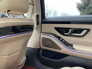 Mercedes-Benz S-Class 2022 S 400 L Luxury type interior photo 15