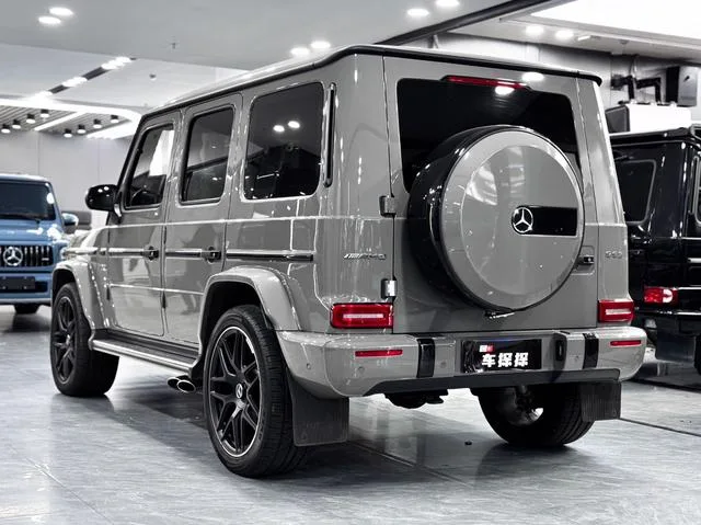 Mercedes-Benz Mercedes-AMG G-Class 2022 AMG G 63 interior photo 15 Mercedes-Benz Mercedes-AMG G-Class 2022 AMG G 63 interior photo 15