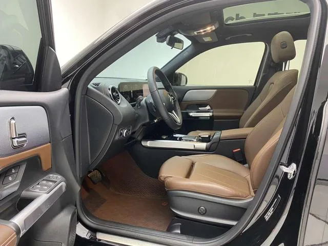 Mercedes-Benz GLB 2023 GLB 200 Style tendance intérieur photo 17 Mercedes-Benz GLB 2023 GLB 200 Style tendance intérieur photo 17