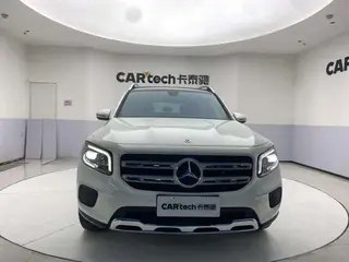 Mercedes-Benz GLB 2023 GLB 220 Dynamic exterior photo 4