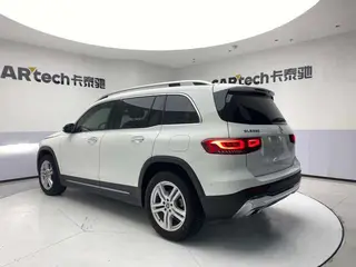 Mercedes-Benz GLB 2023 GLB 220 Dynamic exterior photo 8
