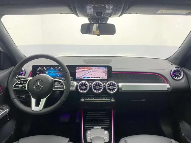 Mercedes-Benz GLB 2023 GLB 220 Dynamic interior photo 14