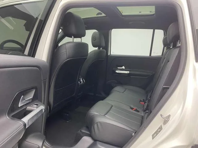 Mercedes-Benz GLB 2023 GLB 220 Dynamic interior photo 20