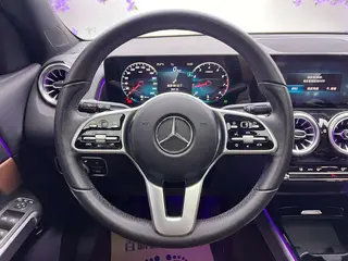 Mercedes-Benz GLB 2022 Reforma GLB 200 Estilo de moda interior foto 14 Mercedes-Benz GLB 2022 Reforma GLB 200 Estilo de moda interior foto 14