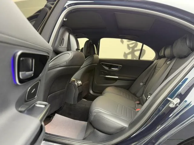 Mercedes-Benz C-Class 2024 C 260 L Sports version exterior photo 6 Mercedes-Benz C-Class 2024 C 260 L Sports version exterior photo 6