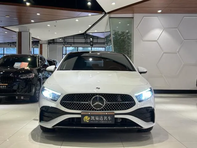 Mercedes-Benz A-Class 2024 Restyling A 200 L Fashion Edition exterior photo 2 Mercedes-Benz A-Class 2024 Restyling A 200 L Fashion Edition exterior photo 2