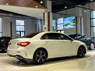 Mercedes-Benz A-Class 2024 Restyling A 200 L Fashion Edition interior photo 14 Mercedes-Benz A-Class 2024 Restyling A 200 L Fashion Edition interior photo 14