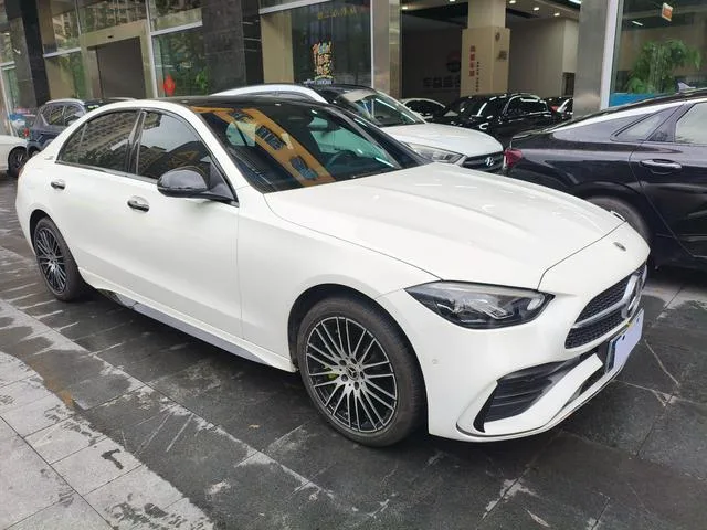Mercedes-Benz C-Class 2024 Mise à jour C 260 L Version sportive extérieur photo 3