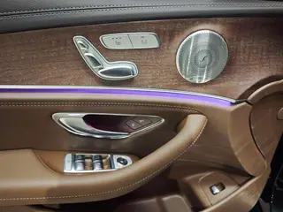 Mercedes-Benz E-Class 2022 Restyling E 300 L Luxury type Passenger car interior photo 7 Mercedes-Benz E-Class 2022 Restyling E 300 L Luxury type Passenger car interior photo 7