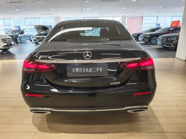 Mercedes-Benz E-Class 2022 Restyling E 300 L Luxury type Passenger car interior photo 10 Mercedes-Benz E-Class 2022 Restyling E 300 L Luxury type Passenger car interior photo 10