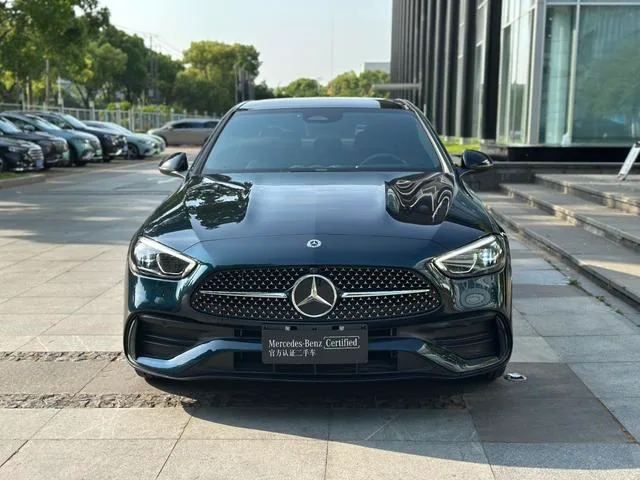 Mercedes-Benz C-Class 2024 Restyling C 260 L Hao Night Sports Edition exterior photo 3 Mercedes-Benz C-Class 2024 Restyling C 260 L Hao Night Sports Edition exterior photo 3