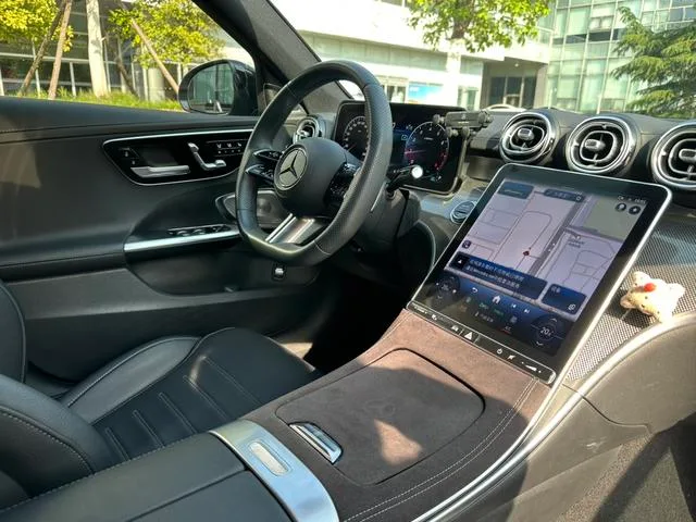 Mercedes-Benz C-Class 2024 Restyling C 260 L Hao Night Sports Edition interior photo 8 Mercedes-Benz C-Class 2024 Restyling C 260 L Hao Night Sports Edition interior photo 8
