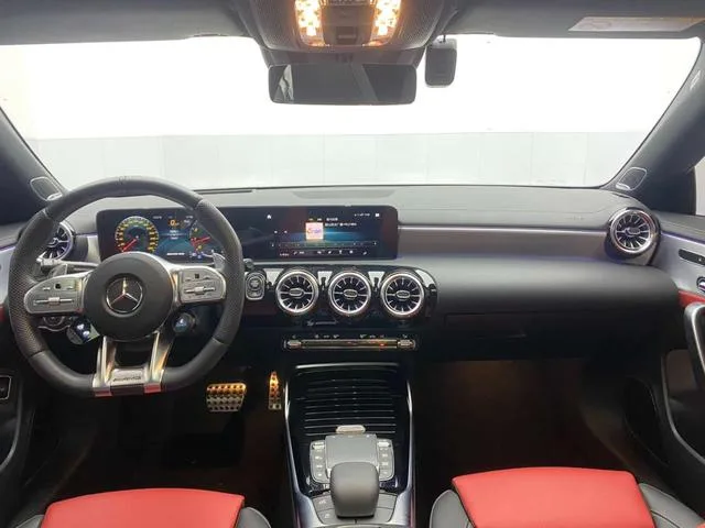 Mercedes-Benz CLA AMG 2023 AMG CLA 35 4MATIC interior foto 14 Mercedes-Benz CLA AMG 2023 AMG CLA 35 4MATIC interior foto 14