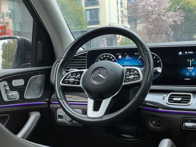 Mercedes-Benz GLS 2021 Restyling GLS 450 4MATIC Fashionable interior photo 13 Mercedes-Benz GLS 2021 Restyling GLS 450 4MATIC Fashionable interior photo 13