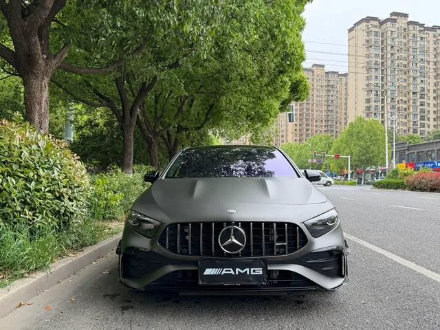 Mercedes-Benz Mercedes-AMG A-Class 2024 AMG A 35 4MATIC exterior foto 2 Mercedes-Benz Mercedes-AMG A-Class 2024 AMG A 35 4MATIC exterior foto 2