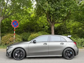 Mercedes-Benz Mercedes-AMG A-Class 2024 AMG A 35 4MATIC exterior foto 3 Mercedes-Benz Mercedes-AMG A-Class 2024 AMG A 35 4MATIC exterior foto 3