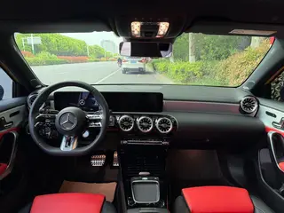 Mercedes-Benz Mercedes-AMG A-Class 2024 AMG A 35 4MATIC exterior foto 5 Mercedes-Benz Mercedes-AMG A-Class 2024 AMG A 35 4MATIC exterior foto 5