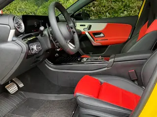 Mercedes-Benz Mercedes-AMG A-Class 2024 AMG A 35 4MATIC interior foto 8 Mercedes-Benz Mercedes-AMG A-Class 2024 AMG A 35 4MATIC interior foto 8