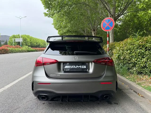 Mercedes-Benz Mercedes-AMG A-Class 2024 AMG A 35 4MATIC interior foto 13 Mercedes-Benz Mercedes-AMG A-Class 2024 AMG A 35 4MATIC interior foto 13