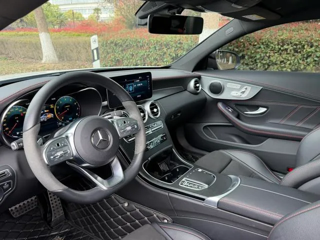 Mercedes-Benz C-Class 2022 Restyling C 260 Coupe interior photo 9 Mercedes-Benz C-Class 2022 Restyling C 260 Coupe interior photo 9