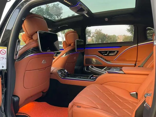 Mercedes-Benz Mercedes-Maybach S-Class 2021 S 580 4MATIC interior photo 15 Mercedes-Benz Mercedes-Maybach S-Class 2021 S 580 4MATIC interior photo 15