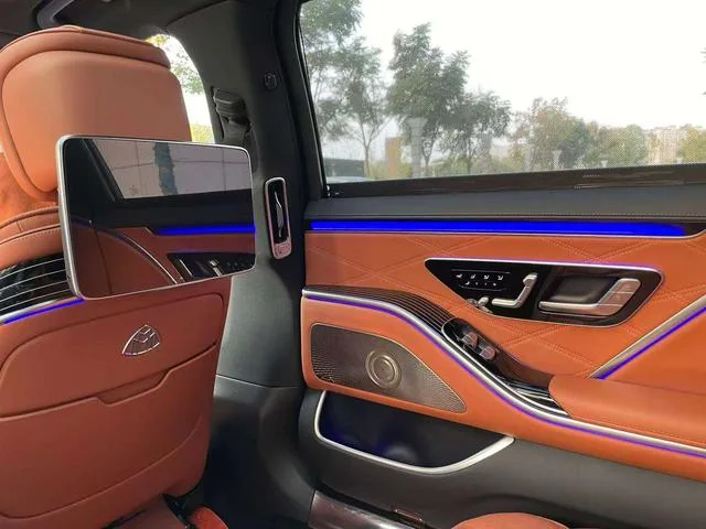 Mercedes-Benz Mercedes-Maybach S-Class 2021 S 580 4MATIC interior photo 17 Mercedes-Benz Mercedes-Maybach S-Class 2021 S 580 4MATIC interior photo 17