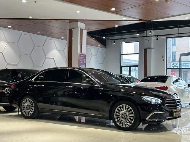 Mercedes-Benz E-Class 2023 E 300 L Fashionable Passenger car exterior photo 3