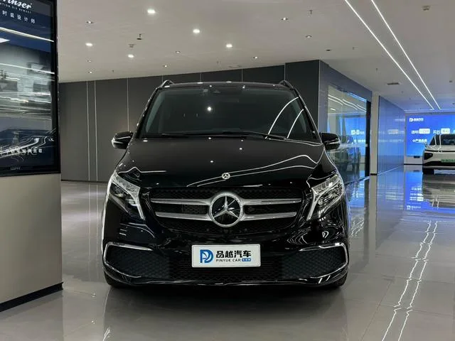Mercedes-Benz V-Class 2022 V 260 Premium Edition exterior photo 2
