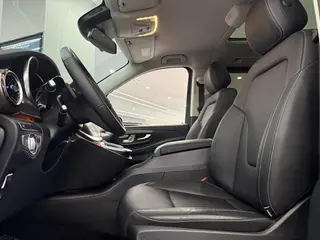Mercedes-Benz V-Class 2022 V 260 Premium Edition interior photo 12