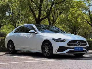 Mercedes-Benz C-Class 2025 Restyling C 260 L Sports version exterior photo 3 Mercedes-Benz C-Class 2025 Restyling C 260 L Sports version exterior photo 3