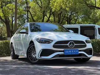 Mercedes-Benz C-Class 2025 Restyling C 260 L Sports version interior photo 9 Mercedes-Benz C-Class 2025 Restyling C 260 L Sports version interior photo 9