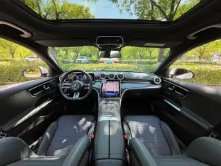 Mercedes-Benz C-Class 2025 Restyling C 260 L Sports version interior photo 13 Mercedes-Benz C-Class 2025 Restyling C 260 L Sports version interior photo 13