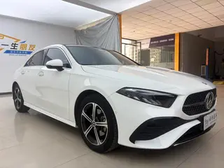 Mercedes-Benz A-Class 2023 A 200 L Sport Sedan Fashion Edition exterior photo 3