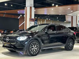 Mercedes-Benz GLC Coupe 2023 GLC 260 4MATIC coupe SUV exterior photo 1