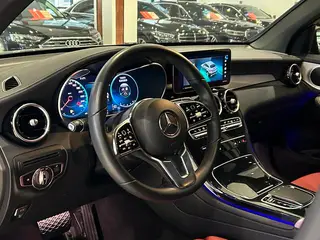 Mercedes-Benz GLC Coupe 2023 GLC 260 4MATIC coupe SUV exterior photo 4
