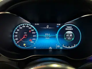 Mercedes-Benz GLC Coupe 2023 GLC 260 4MATIC coupe SUV exterior photo 5