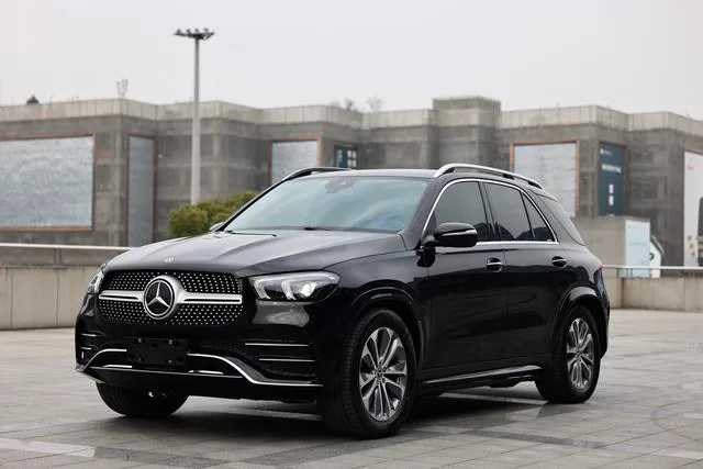 Mercedes-Benz GLE (Imported) 2023 GLE 350 4MATIC Estilo de moda exterior foto 1 Mercedes-Benz GLE (Imported) 2023 GLE 350 4MATIC Estilo de moda exterior foto 1