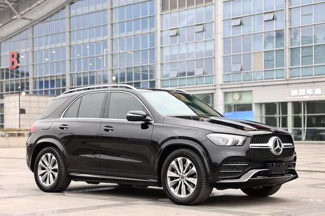 Mercedes-Benz GLE (Imported) 2023 GLE 350 4MATIC Estilo de moda exterior foto 3 Mercedes-Benz GLE (Imported) 2023 GLE 350 4MATIC Estilo de moda exterior foto 3