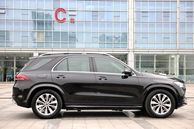 Mercedes-Benz GLE (Imported) 2023 GLE 350 4MATIC Estilo de moda exterior foto 5 Mercedes-Benz GLE (Imported) 2023 GLE 350 4MATIC Estilo de moda exterior foto 5