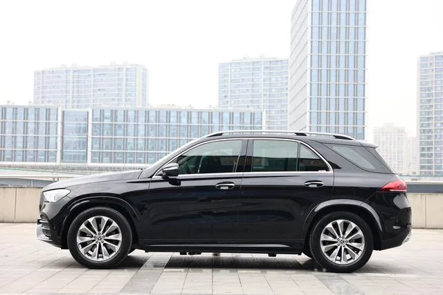 Mercedes-Benz GLE (Imported) 2023 GLE 350 4MATIC Estilo de moda exterior foto 8 Mercedes-Benz GLE (Imported) 2023 GLE 350 4MATIC Estilo de moda exterior foto 8