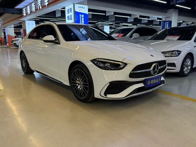 Mercedes-Benz C-Class 2023 C 200 L Sports version exterior photo 3 Mercedes-Benz C-Class 2023 C 200 L Sports version exterior photo 3