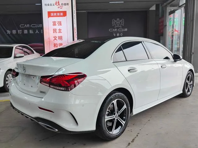 Mercedes-Benz A-Class 2022 Reforma A 200 L Edición de moda de coche deportivo exterior foto 4 Mercedes-Benz A-Class 2022 Reforma A 200 L Edición de moda de coche deportivo exterior foto 4