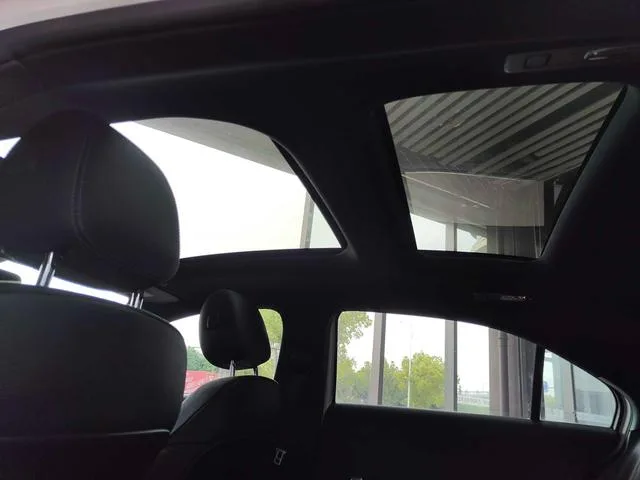 Mercedes-Benz A-Class 2022 Reforma A 200 L Edición de moda de coche deportivo interior foto 17 Mercedes-Benz A-Class 2022 Reforma A 200 L Edición de moda de coche deportivo interior foto 17