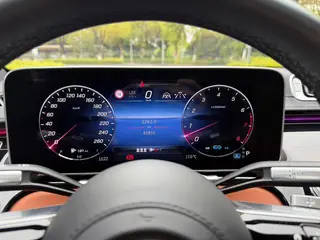 Mercedes-Benz S-Class 2022 S 450 L interior photo 11 Mercedes-Benz S-Class 2022 S 450 L interior photo 11