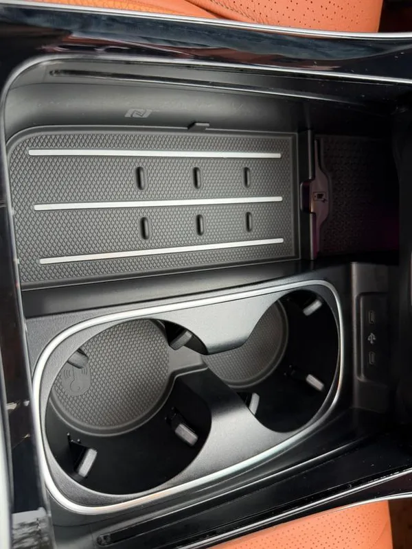 Mercedes-Benz S-Class 2022 S 450 L interior photo 18 Mercedes-Benz S-Class 2022 S 450 L interior photo 18