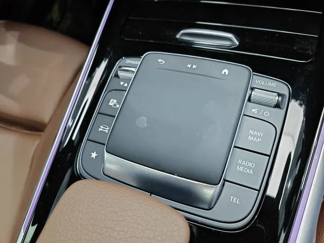 Mercedes-Benz GLB 2024 Restyling GLB 220 Dynamic interior photo 16 Mercedes-Benz GLB 2024 Restyling GLB 220 Dynamic interior photo 16