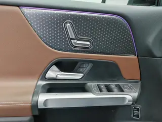 Mercedes-Benz GLB 2024 Restyling GLB 220 Dynamic interior photo 18 Mercedes-Benz GLB 2024 Restyling GLB 220 Dynamic interior photo 18